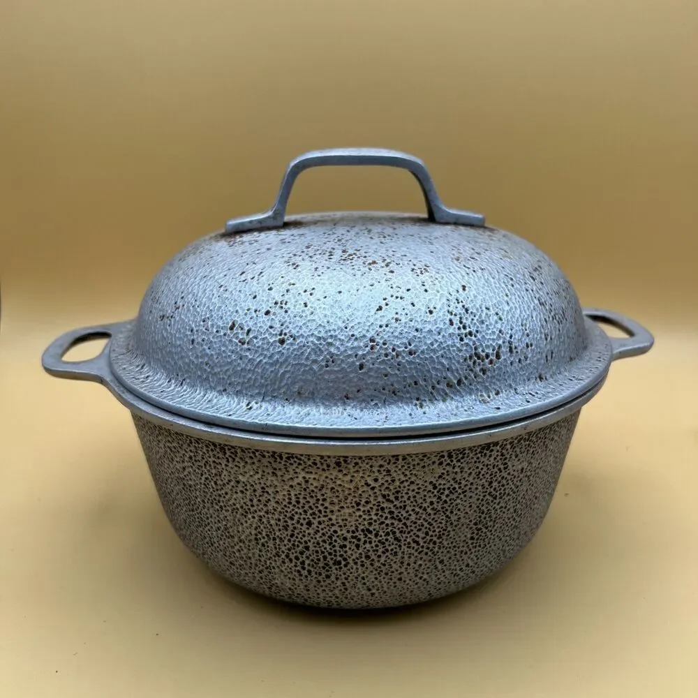 Vintage Century Silver Seal Hammered Aluminum Pot With Lid 8